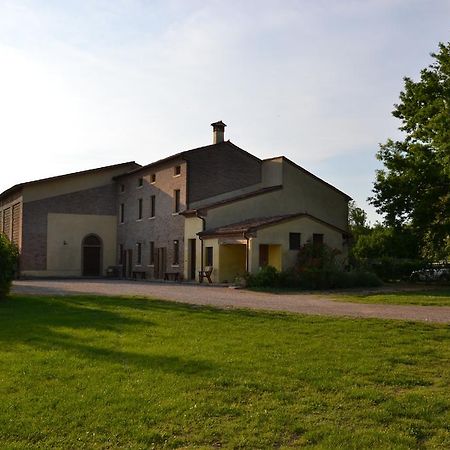 הוילה Cesole Agriturismo La Rovere מראה חיצוני תמונה