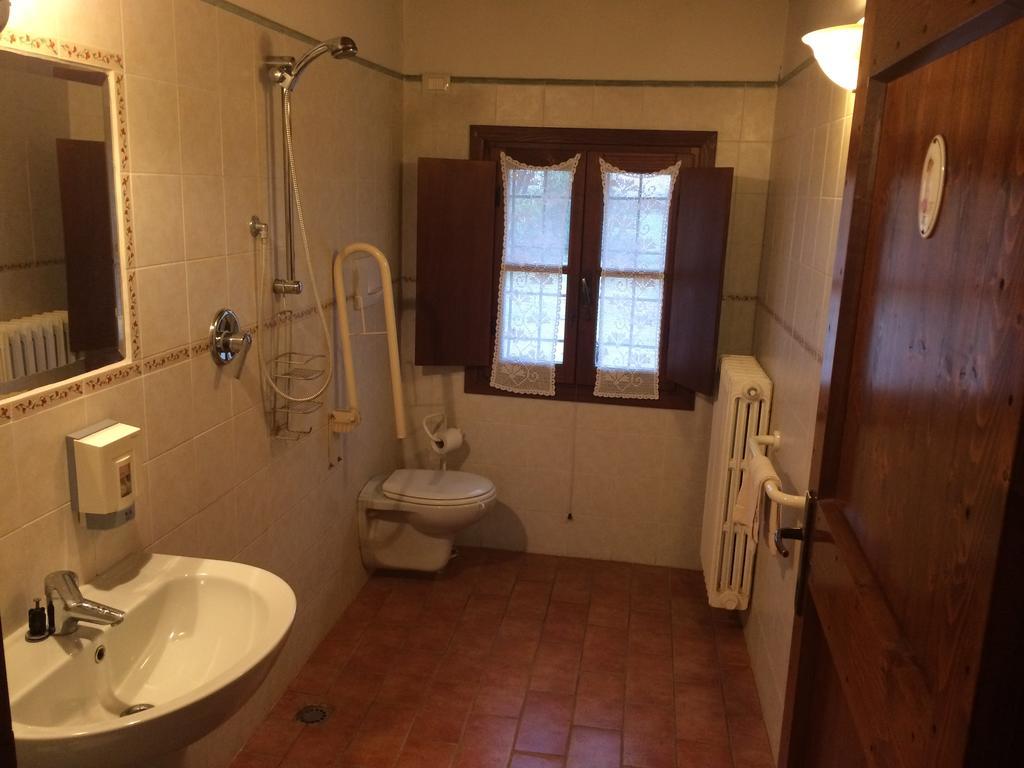 הוילה Cesole Agriturismo La Rovere מראה חיצוני תמונה