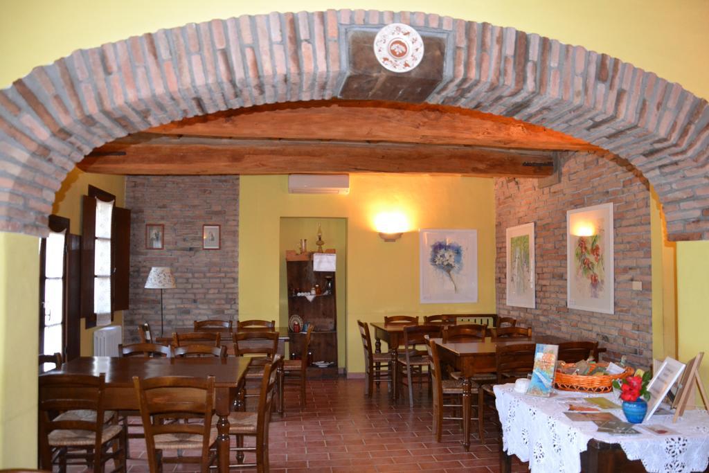 הוילה Cesole Agriturismo La Rovere מראה חיצוני תמונה