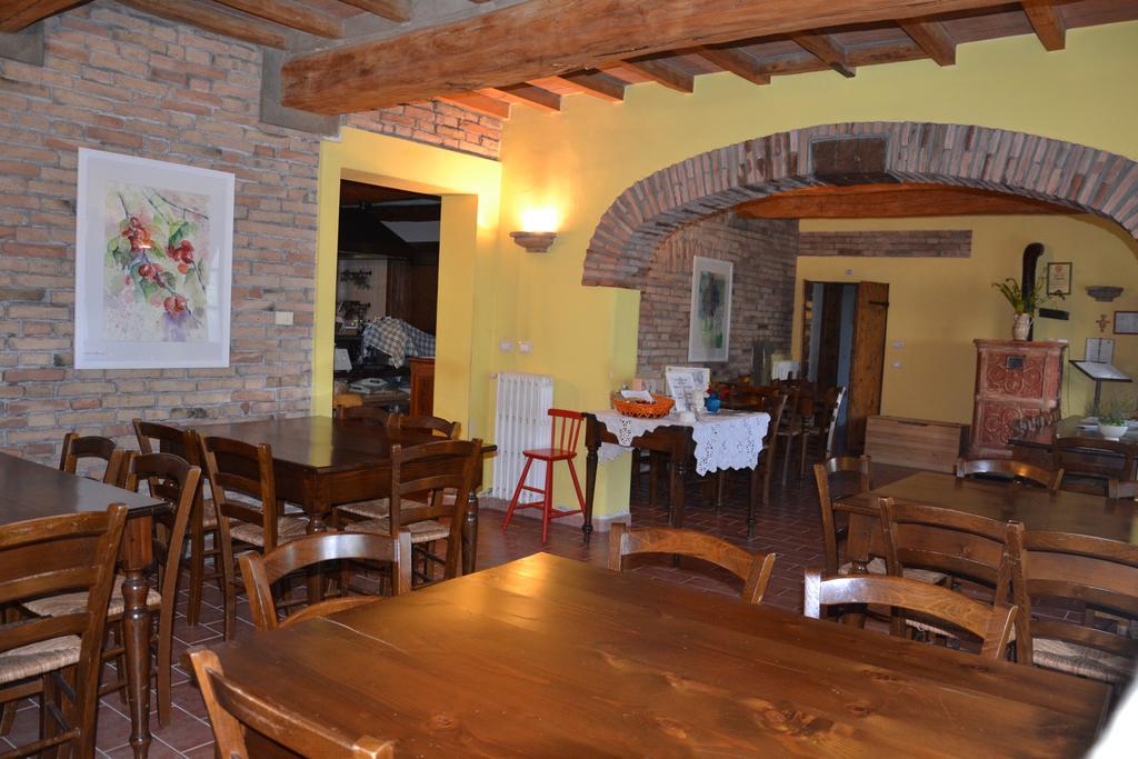 הוילה Cesole Agriturismo La Rovere מראה חיצוני תמונה