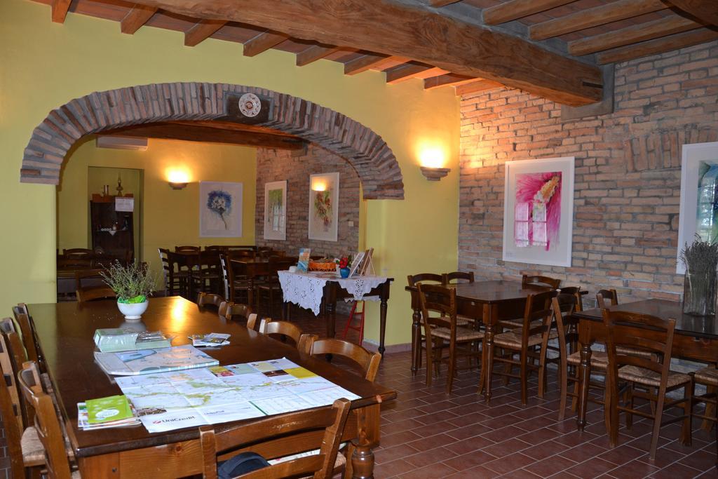 הוילה Cesole Agriturismo La Rovere מראה חיצוני תמונה