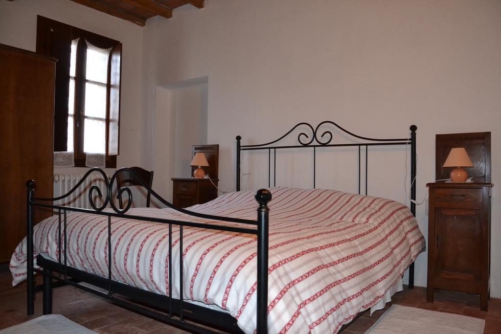 הוילה Cesole Agriturismo La Rovere מראה חיצוני תמונה